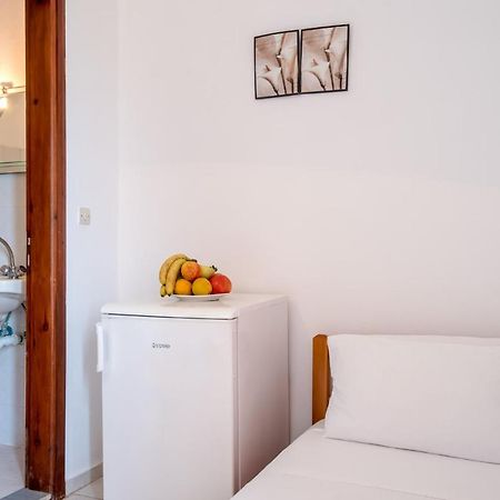 Antonis Studio Apartamento Sfinárion Exterior foto